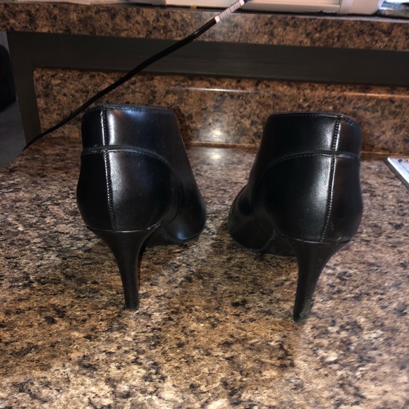 🔶Bundle 3 for 25🔶 Adrienne Vittadini women’s booties - Picture 3 of 5